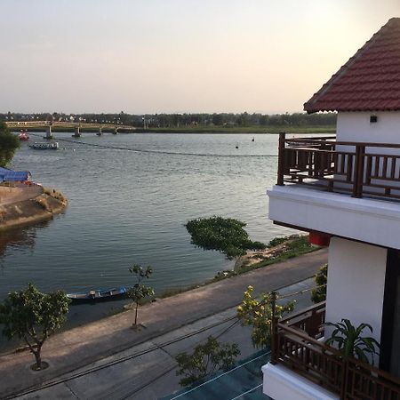 Threeway Riverside Villa Hoi An Exterior photo
