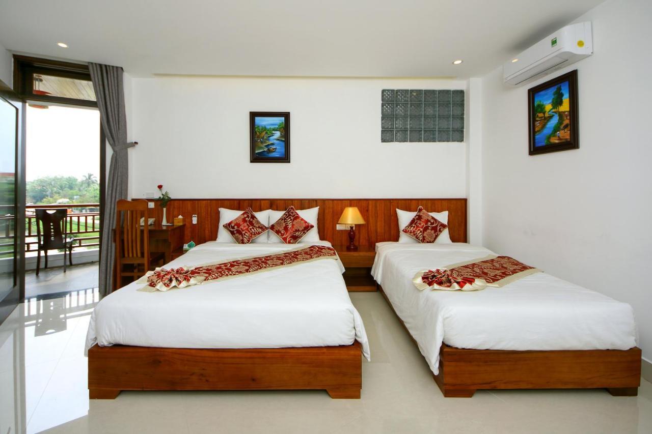 Threeway Riverside Villa Hoi An Exterior photo