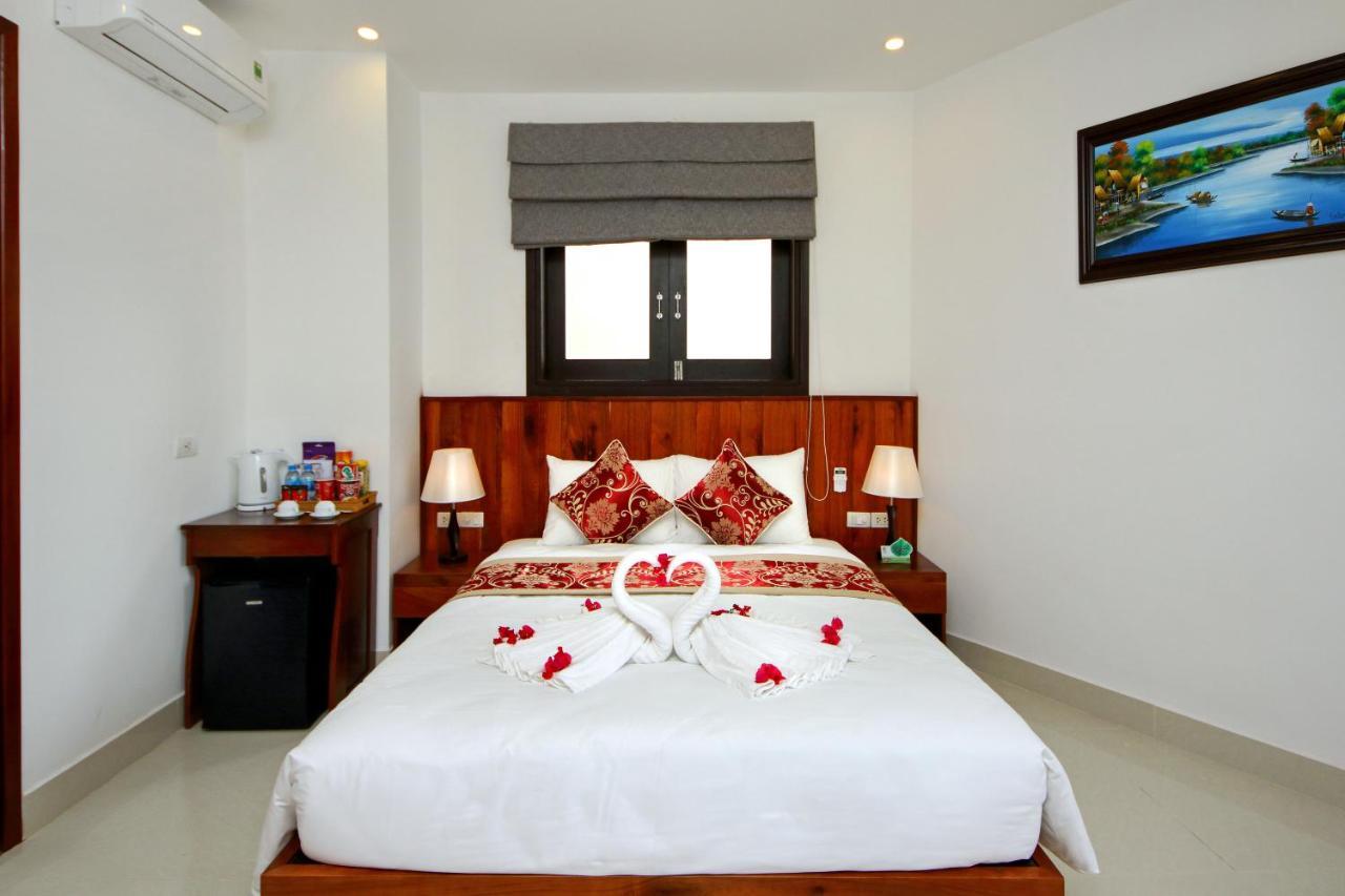 Threeway Riverside Villa Hoi An Exterior photo